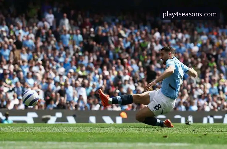 英超争冠格局最新动态：角球战术成阿森纳登顶关键，枪手创纪录力压曼城